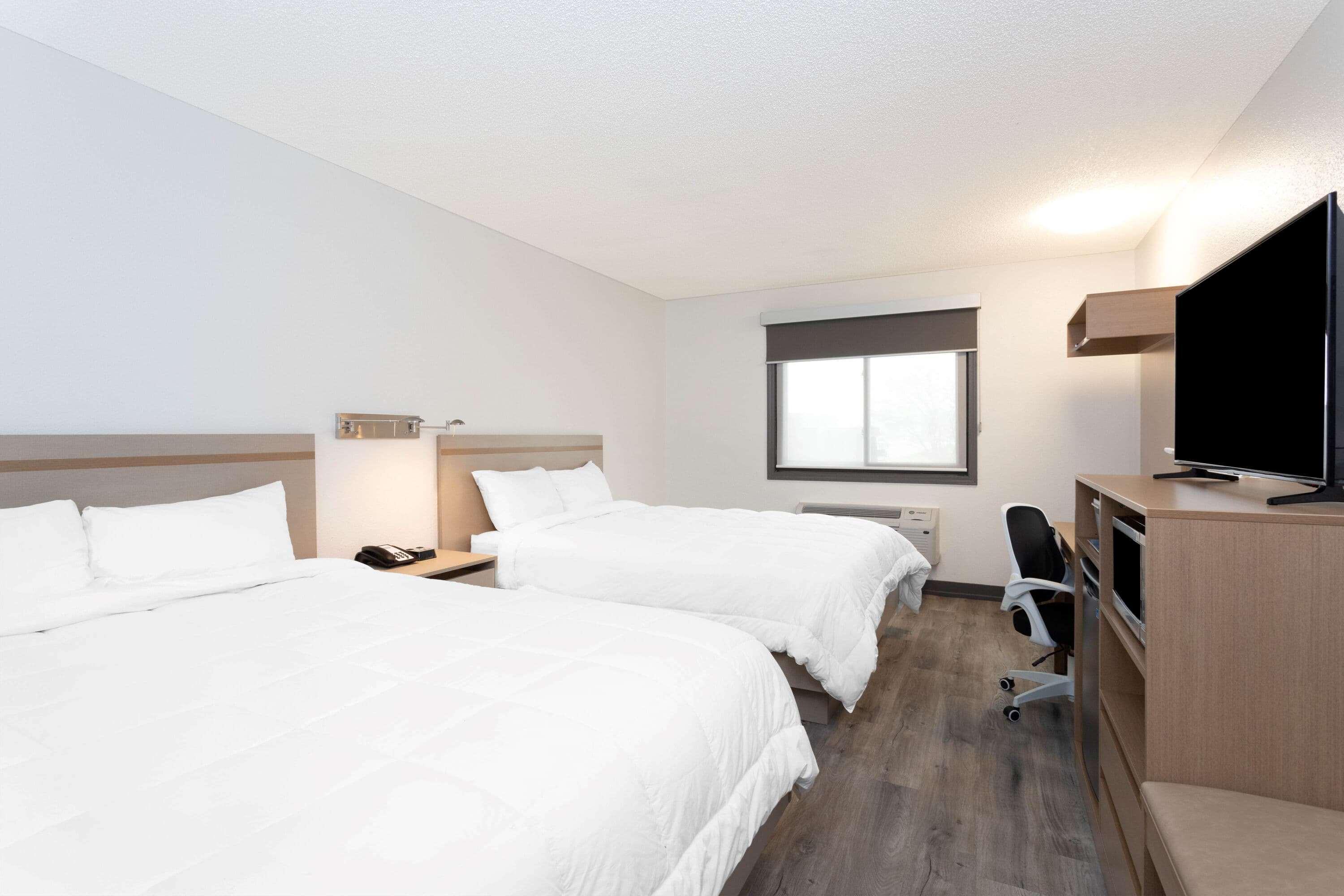Travelodge By Wyndham Элкхарт Экстерьер фото